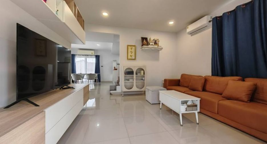 出租 4 卧室 独立屋 在 Bang Lamung, Chon Buri