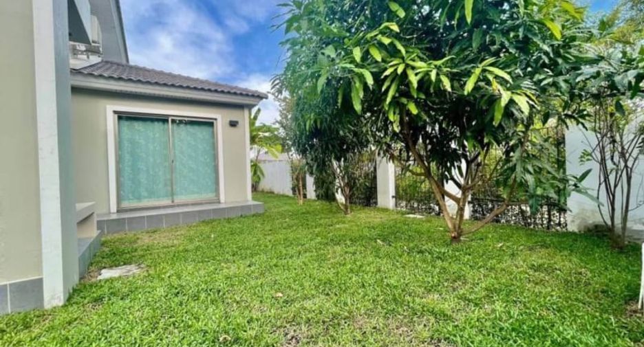 For rent 4 bedrooms house in East Pattaya, Pattaya