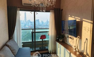 Condo en alquiler y en venta de 2 habitaciones en Watthana, Bangkok