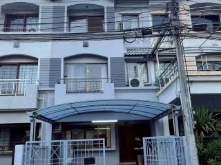 For sale そして for rent 3 ベッドルーム townhouse in Suan Luang, Bangkok