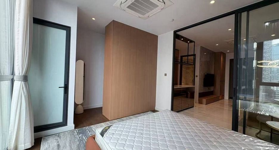 Condo en alquiler de 1 habitaciones en Sathon, Bangkok