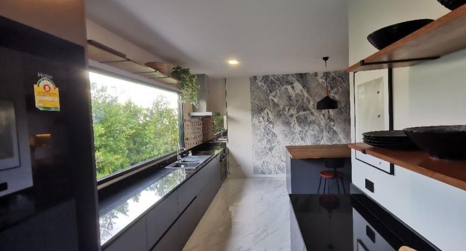 For rent 6 bedrooms house in Bang Phli, Samut Prakan