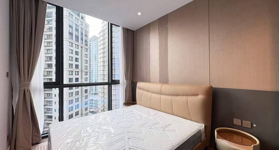 For rent 3 bedrooms condo in Sathon, Bangkok
