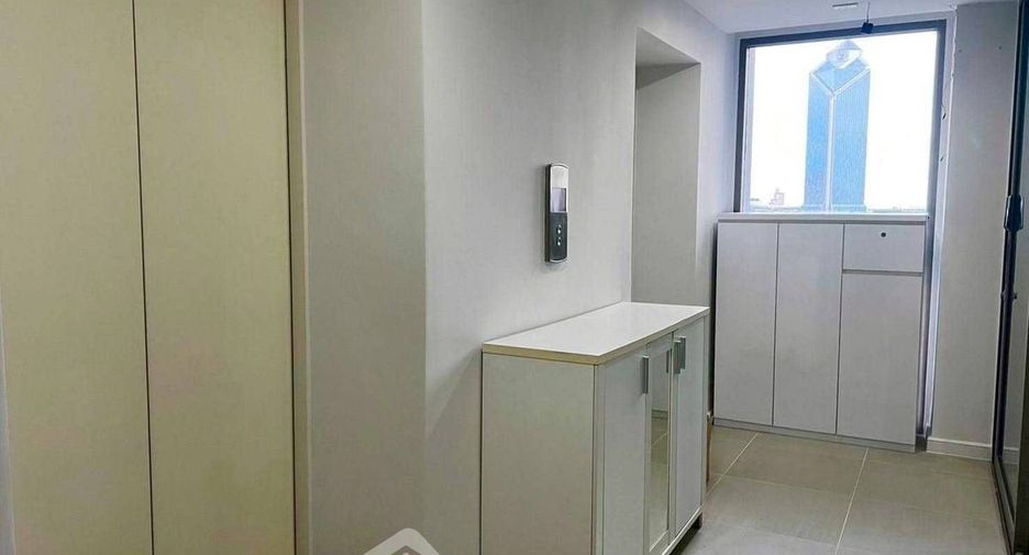 For rent and for sale 2 bedrooms condo in Yan Nawa, Bangkok