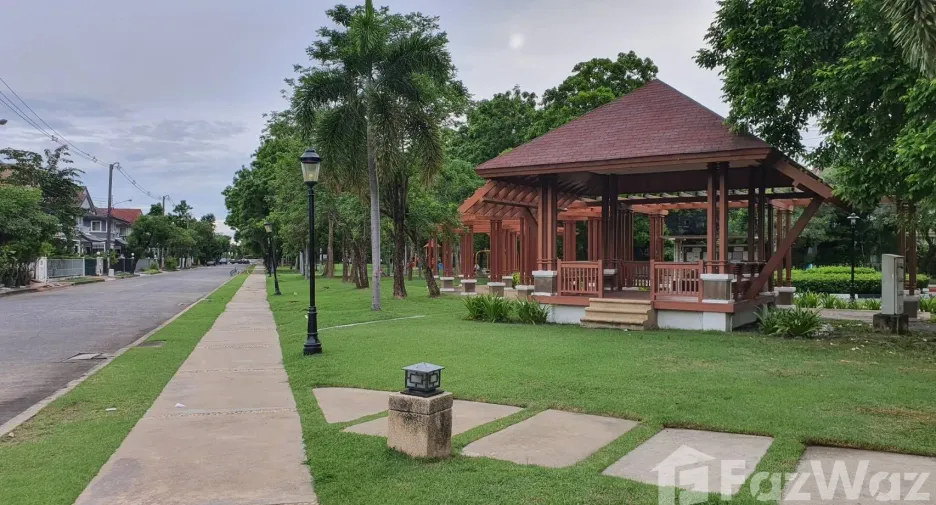 Casa en venta y en alquiler de 3 habitaciones en Lam Luk Ka, Pathum Thani