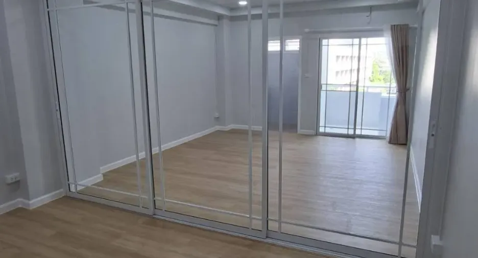 For sale 1 bed condo in Mueang Nonthaburi, Nonthaburi