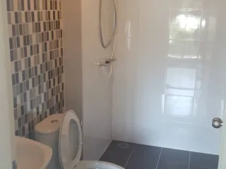For sale 1 bed condo in Mueang Pathum Thani, Pathum Thani