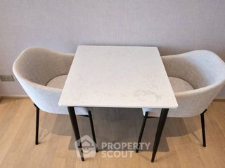 À vendre 1 chambre condo à Huai Khwang, Bangkok