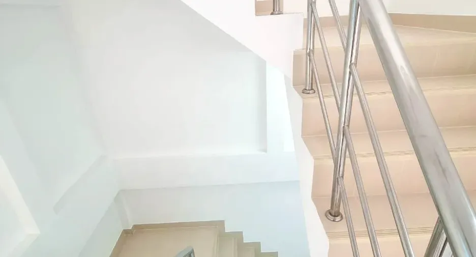 Reihenhaus zum Kauf mit 2 Zimmer in Sam Phran, Nakhon Pathom