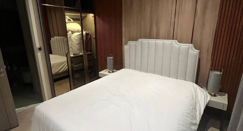 For rent and for sale 2 bedrooms condo in Sathon, Bangkok