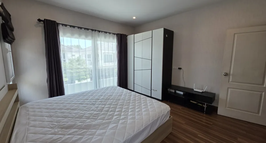 For rent 3 bedrooms house in Ban Khai, Rayong