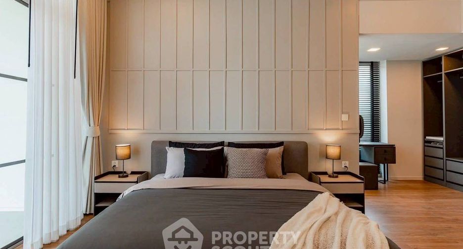 For rent and for sale 4 bedrooms house in Saphan Sung, Bangkok