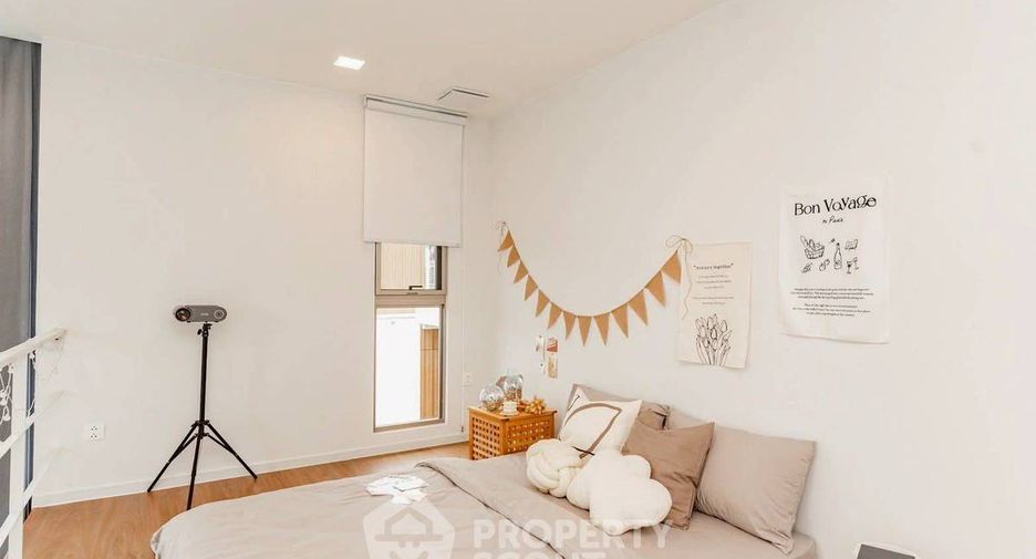 For rent and for sale 4 bedrooms house in Saphan Sung, Bangkok