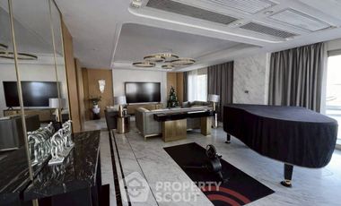 À vendre 3 chambres condo à Khlong Toei, Bangkok
