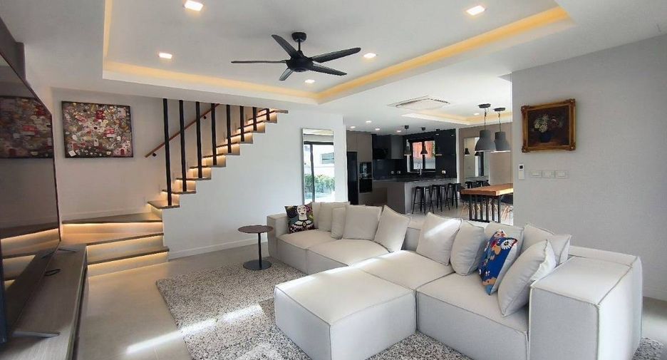 For sale 3 bedrooms house in South Pattaya, Pattaya