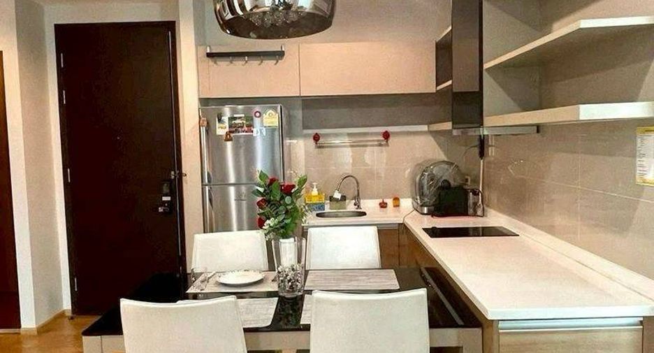 For rent and for sale 2 bedrooms condo in Phra Khanong, Bangkok
