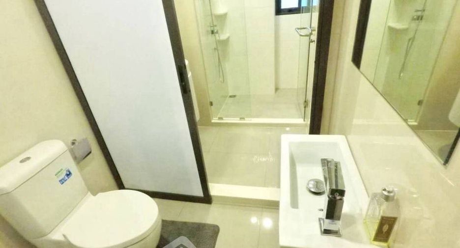 For rent and for sale 2 bedrooms condo in Huai Khwang, Bangkok