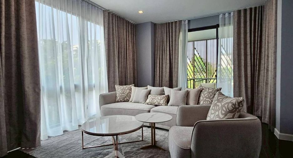 For sale 5 bedrooms house in Suan Luang, Bangkok