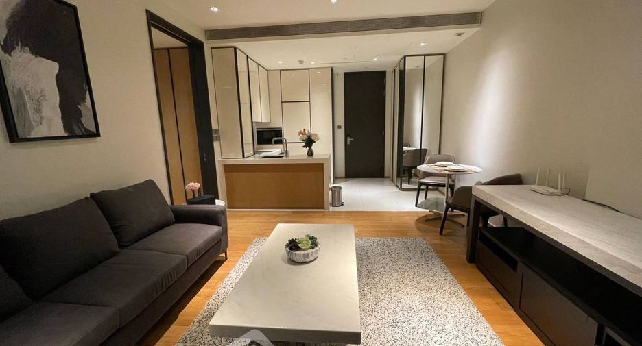 For sale 1 bed condo in Khlong Toei, Bangkok