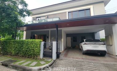For sale 4 bedrooms house in Khlong Sam Wa, Bangkok