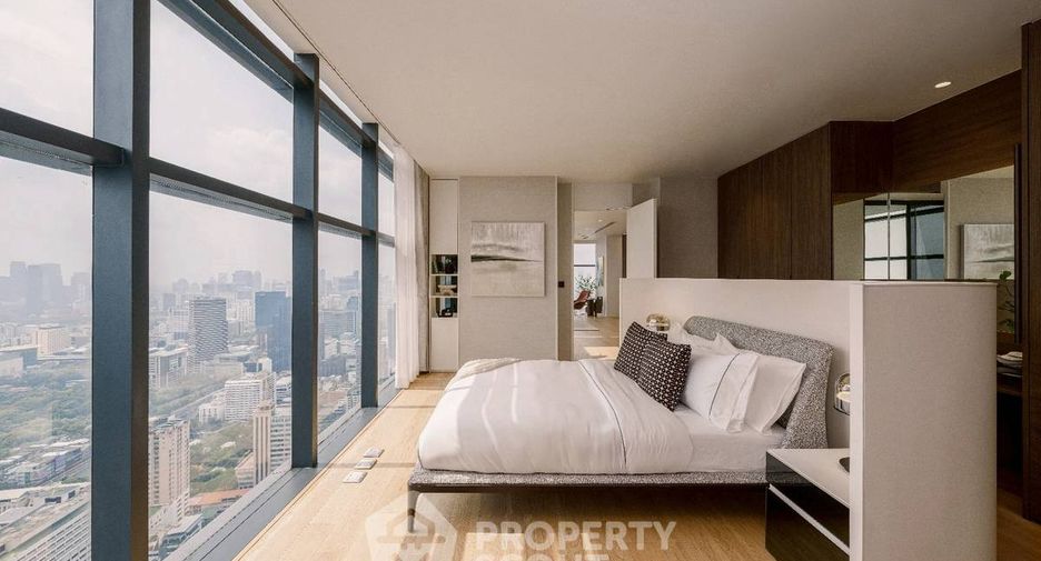 For sale 4 bedrooms condo in Ratchathewi, Bangkok