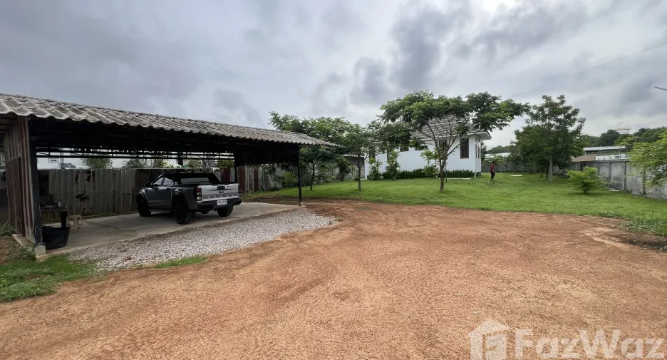 Casa en alquiler de 2 habitaciones en Mae Sot, Tak
