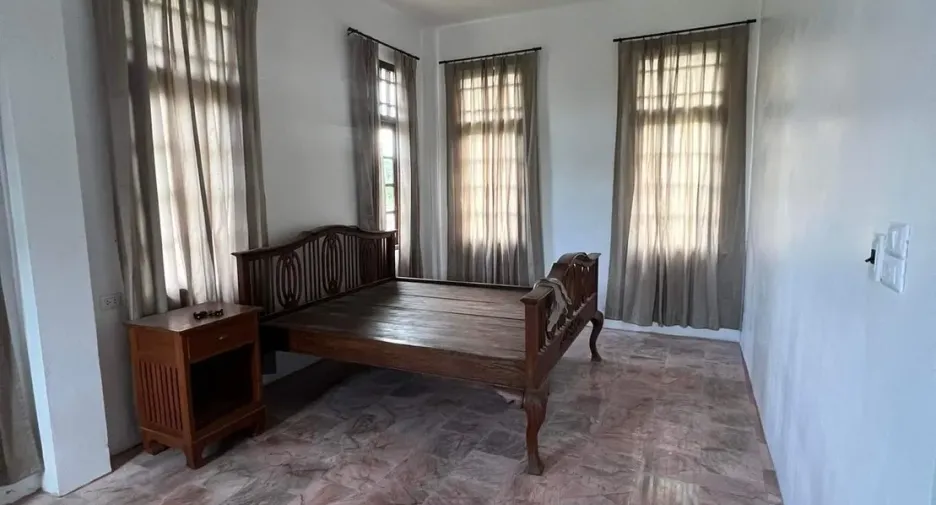 Casa en alquiler de 2 habitaciones en Mae Sot, Tak