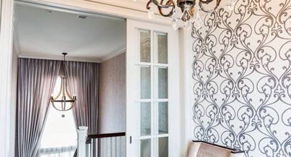 À louer et à vendre 4 chambres maison à Bang Phli, Samut Prakan