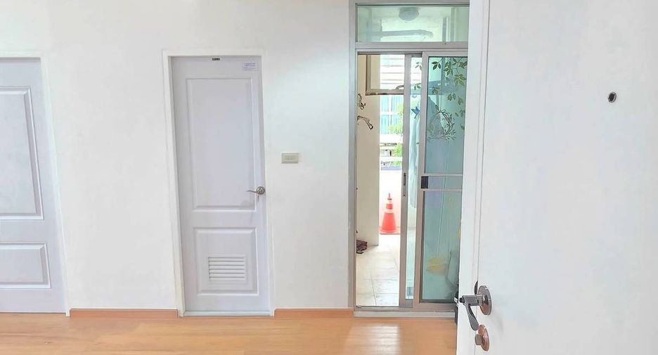 For sale 2 bedrooms condo in Chatuchak, Bangkok