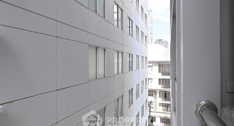 Wohnung zum Kauf mit 2 Zimmer in Watthana, Bangkok