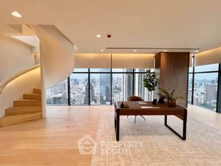 For sale 4 bedrooms condo in Ratchathewi, Bangkok