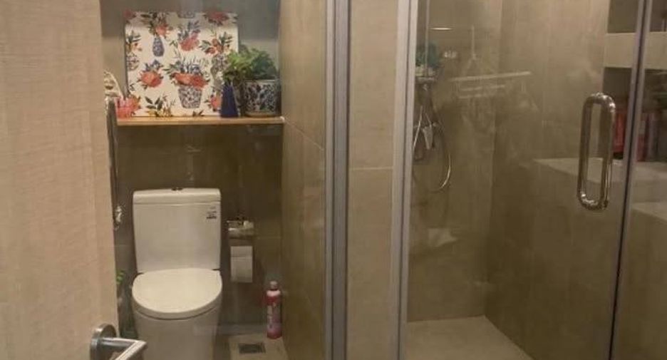 For sale 2 bedrooms condo in Yan Nawa, Bangkok