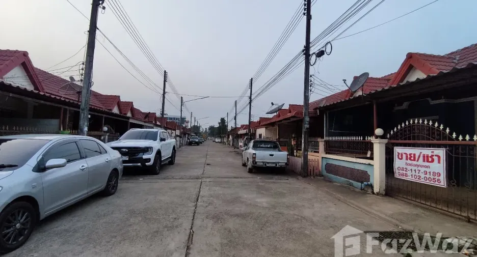 For sale 2 bedrooms townhouse in Si Maha Phot, Prachin Buri