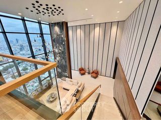 For sale 4 bedrooms condo in Ratchathewi, Bangkok