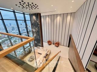 For sale 4 bedrooms condo in Ratchathewi, Bangkok