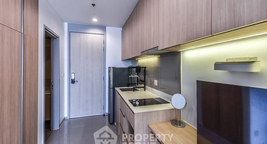 For sale 1 bed condo in Phaya Thai, Bangkok