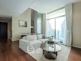 Condo en venta de 3 habitaciones en Khlong Toei, Bangkok