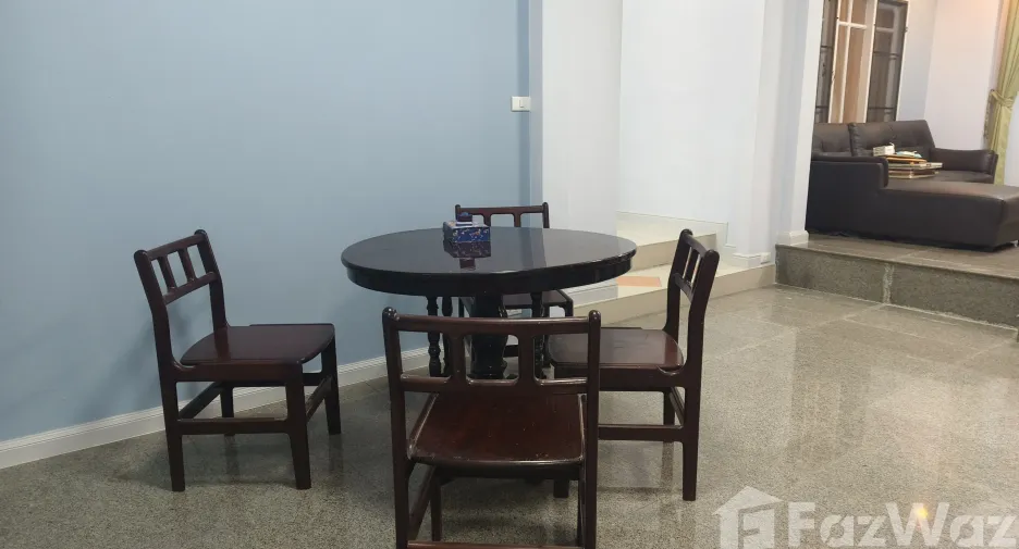 For rent 4 bedrooms house in Mueang Nonthaburi, Nonthaburi