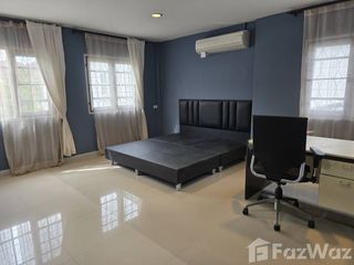 Аренда 4 спальни дом в Mueang Nonthaburi, Нонтабури