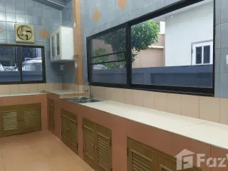 Аренда 4 спальни дом в Mueang Nonthaburi, Нонтабури