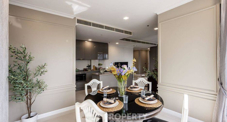 For sale 3 bedrooms condo in Ratchathewi, Bangkok