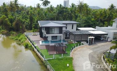 出售 5 卧室 独立屋 在 Mueang Surat Thani, 素叻