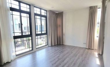 Wohnung zum Kauf mit 4 Zimmer in Prawet, Bangkok