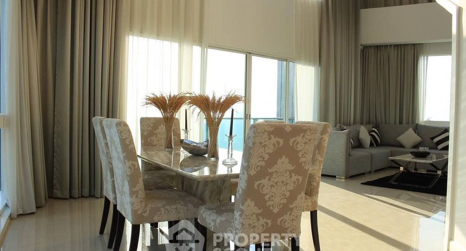 Condo en alquiler y en venta de 4 habitaciones en Khlong Toei, Bangkok