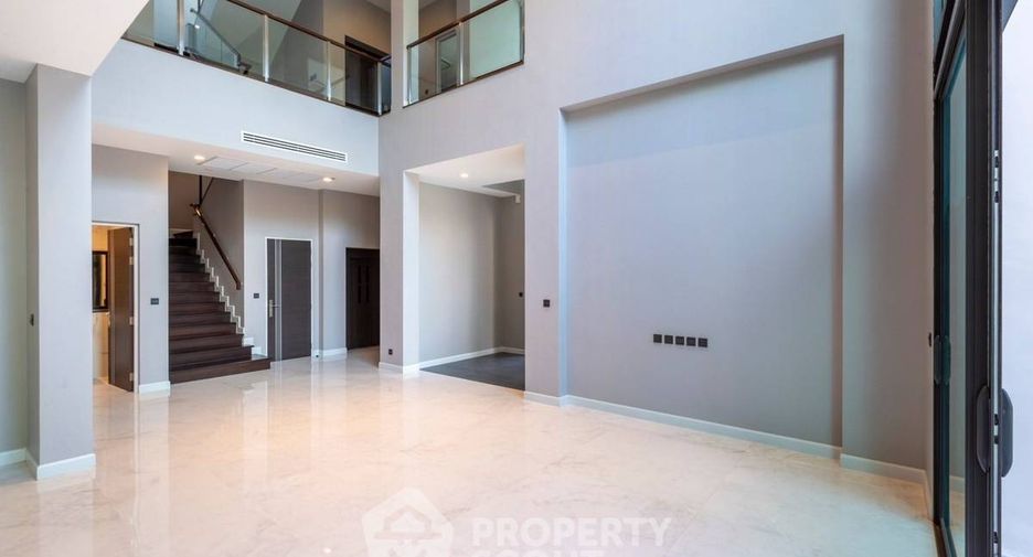 For sale 5 bedrooms house in Lak Si, Bangkok