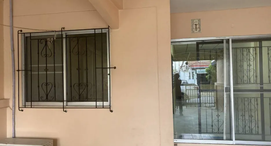For rent 2 bedrooms townhouse in Mueang Chon Buri, Chonburi