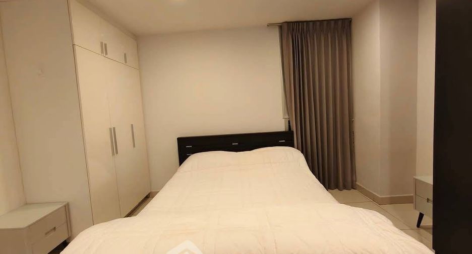 For rent and for sale 2 bedrooms condo in Pratumnak, Pattaya