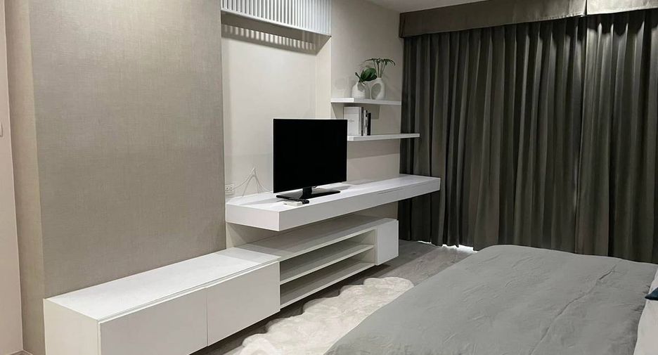 For sale 2 ベッドルーム condo in Pathum Wan, Bangkok