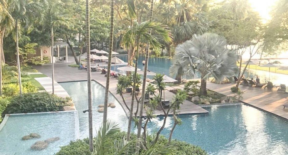 For sale 3 bedrooms condo in Bang Lamung, Chonburi