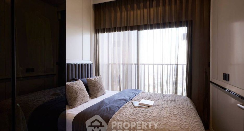For sale 3 bedrooms condo in Watthana, Bangkok